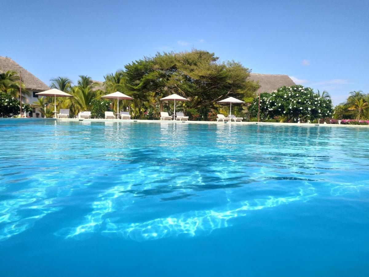 Karibuni Jeds Villas 85&86 Mambrui Exterior foto
