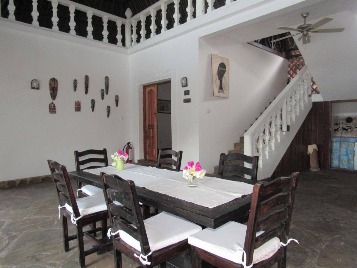 Karibuni Jeds Villas 85&86 Mambrui Exterior foto