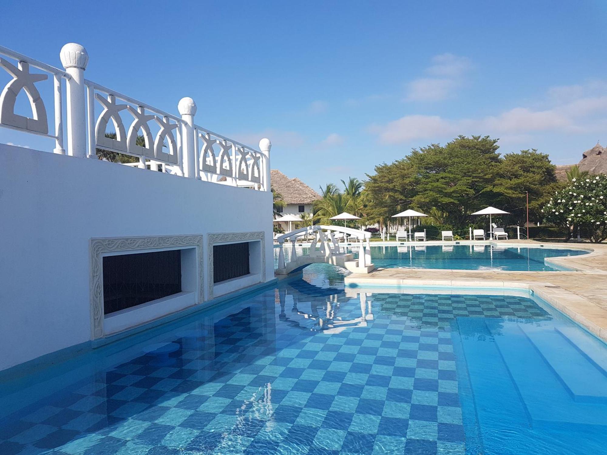 Karibuni Jeds Villas 85&86 Mambrui Exterior foto