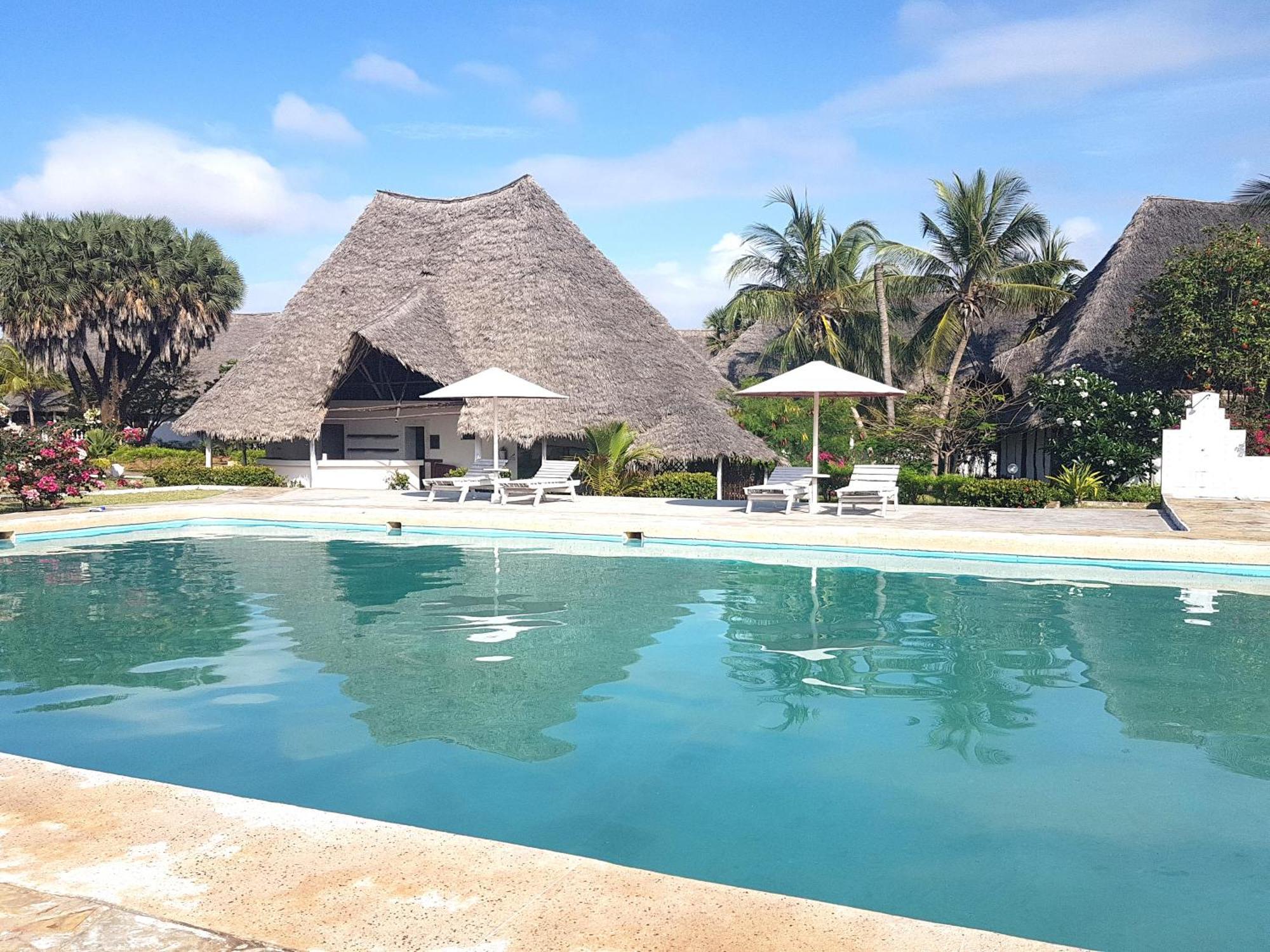 Karibuni Jeds Villas 85&86 Mambrui Exterior foto